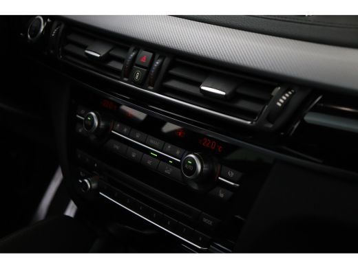 BMW X6 xDrive40d High Executive M Sport Automaat / Schuif-Kanteldak / Trekhaak / Sportstoelen / Adaptief... ActivLease financial lease