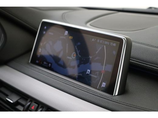 BMW X6 xDrive40d High Executive M Sport Automaat / Schuif-Kanteldak / Trekhaak / Sportstoelen / Adaptief... ActivLease financial lease