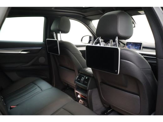 BMW X6 xDrive40d High Executive M Sport Automaat / Schuif-Kanteldak / Trekhaak / Sportstoelen / Adaptief... ActivLease financial lease