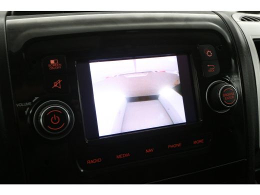 Fiat Ducato 33 2.3 MultiJet L3H2 Airco | Cruise | Camera | Navi | 3 Persoons | Elektrpakket | Schuifdeur | ActivLease financial lease