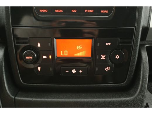 Fiat Ducato 2.3 MultiJet L3H2 | Airco | Cruise | Camera | 3-Zits | Navigatie | Elektrpakket ActivLease financial lease