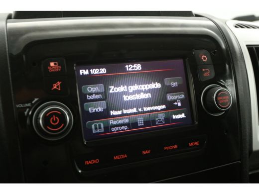 Fiat Ducato 33 2.3 MultiJet L3H2 Airco | Cruise | Camera | Navi | 3 Persoons | Elektrpakket | Schuifdeur | ActivLease financial lease