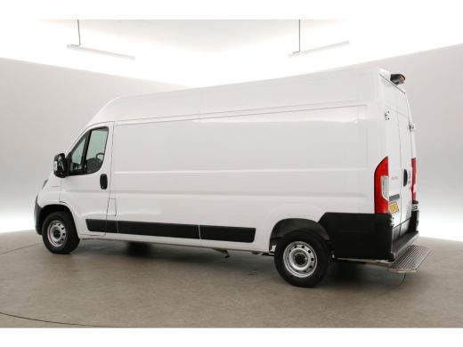 Fiat Ducato 33 2.3 MultiJet L3H2 Airco | Cruise | Camera | Navi | 3 Persoons | Elektrpakket | Schuifdeur | ActivLease financial lease