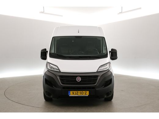 Fiat Ducato 33 2.3 MultiJet L3H2 Airco | Cruise | Camera | Navi | 3 Persoons | Elektrpakket | Schuifdeur | ActivLease financial lease
