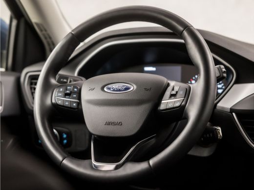 Ford Focus 1.0 EcoBoost Titanium X (APPLE CARPLAY, GROOT NAVI, CAMERA, STUUR/STOELVERWARMING, ADAPTIVE CRUIS... ActivLease financial lease