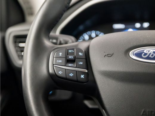 Ford Focus 1.0 EcoBoost Titanium X (APPLE CARPLAY, GROOT NAVI, CAMERA, STUUR/STOELVERWARMING, ADAPTIVE CRUIS... ActivLease financial lease