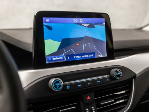 Ford Focus 1.0 EcoBoost Titanium X (APPLE CARPLAY, GROOT NAVI, CAMERA, STUUR/STOELVERWARMING, ADAPTIVE CRUIS... ActivLease financial lease
