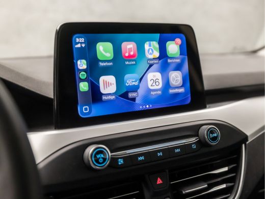 Ford Focus 1.0 EcoBoost Titanium X (APPLE CARPLAY, GROOT NAVI, CAMERA, STUUR/STOELVERWARMING, ADAPTIVE CRUIS... ActivLease financial lease