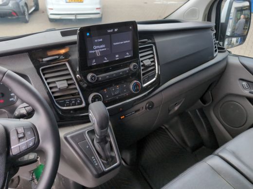 Ford Transit Custom 320 2.0 TDCI L2H1 Sport | Automaat | Camera | Halfleder | Stoelverwarming AUTOMATIC ActivLease financial lease