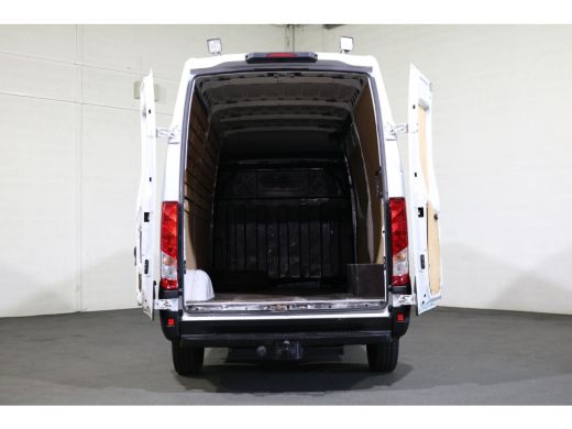 Iveco Daily 35S14 L2 H2 Airco 3.5T Trekhaak ActivLease financial lease