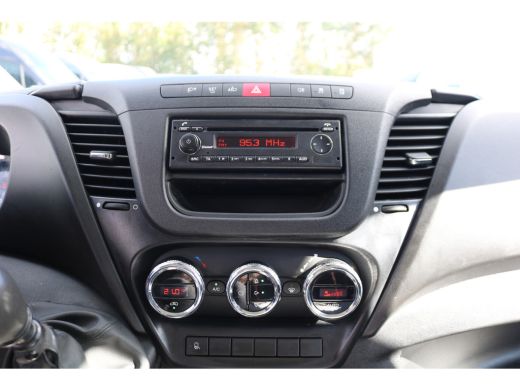 Iveco Daily 35S14 L2 H2 Airco 3.5T Trekhaak ActivLease financial lease