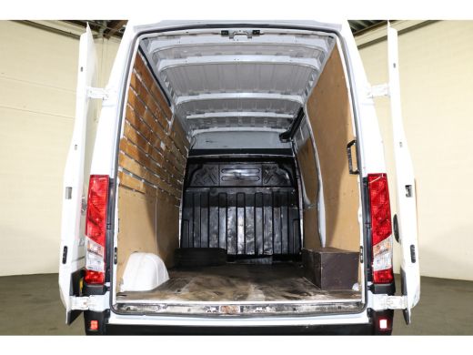 Iveco Daily 35S14 L2 H2 Airco 3.5T Trekhaak ActivLease financial lease