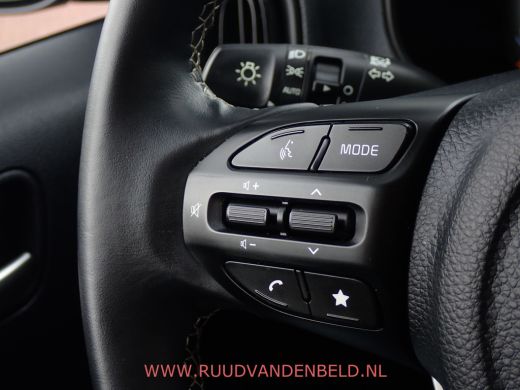 Kia Picanto 1.0 DynamicLine !! NIEUW MODEL !! CARPLAY/CAMERA/NAVIGATIE/LED ActivLease financial lease