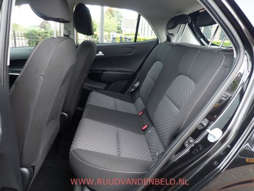 Kia Picanto 1.0 DynamicLine !! NIEUW MODEL !! CARPLAY/CAMERA/NAVIGATIE/LED ActivLease financial lease