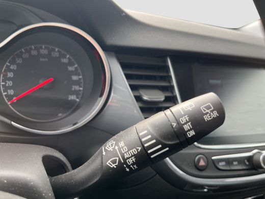 Opel Crossland X 1.2 Turbo Innovation Automaat | AGR comfort | Innovation pakket | Camera | Climate control | | AG... ActivLease financial lease