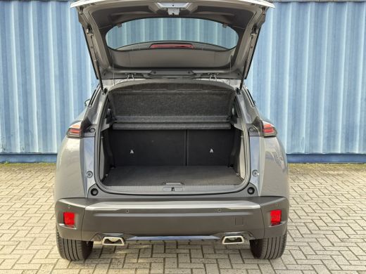 Peugeot 2008 1.2 Hybrid 136 GT | Airco (automatisch) | Cruise control | DAB ontvanger ActivLease financial lease