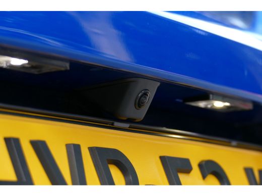 Peugeot 208 1.2 HYBRID 136PK GT AUTOMAAT NAVI / LED / CLIMA / PDC / 17''LMV / 360 CAMERA / ADAPT. CRUISECONTR... ActivLease financial lease