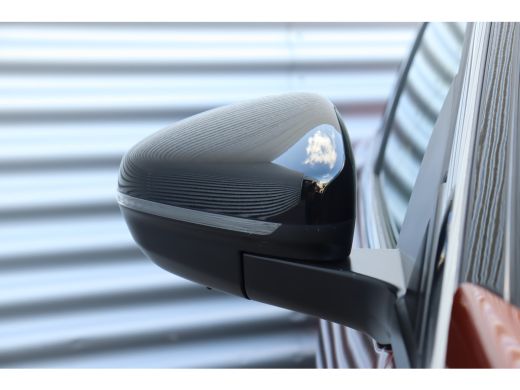 Peugeot 5008 1.6 PURETECH 180PK 7-ZITS GT PACK AUTOMAAT / NAVI / LEDER / CLIMA / FULL-LED / 18" LMV / CAMERA /... ActivLease financial lease