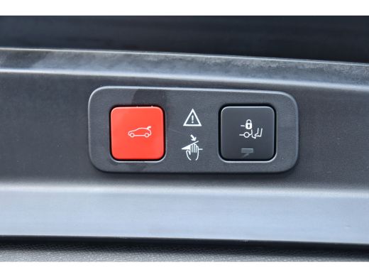Peugeot 5008 1.6 PURETECH 180PK 7-ZITS GT PACK AUTOMAAT / NAVI / LEDER / CLIMA / FULL-LED / 18" LMV / CAMERA /... ActivLease financial lease