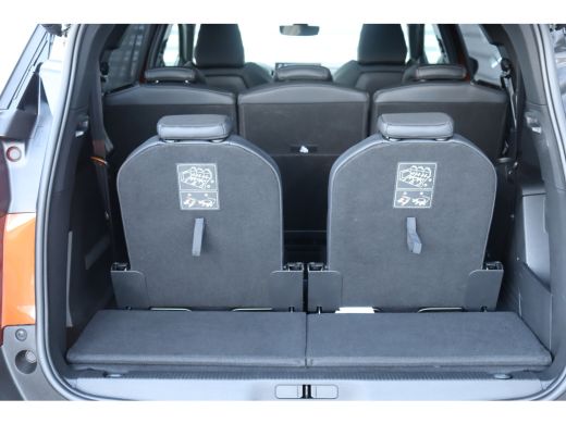Peugeot 5008 1.6 PURETECH 180PK 7-ZITS GT PACK AUTOMAAT / NAVI / LEDER / CLIMA / FULL-LED / 18" LMV / CAMERA /... ActivLease financial lease