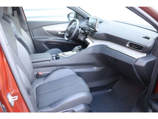 Peugeot 5008 1.6 PURETECH 180PK 7-ZITS GT PACK AUTOMAAT / NAVI / LEDER / CLIMA / FULL-LED / 18" LMV / CAMERA /... ActivLease financial lease