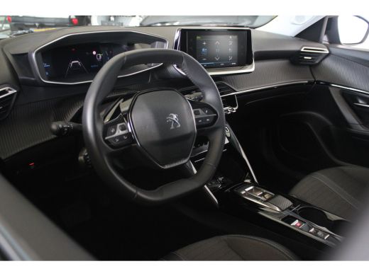 Peugeot e-2008 EV Allure Pack 50 kWh 136-PK | CLIMATE CONTROL | CAMERA | CARPLAY | LED | CRUISE CONTROL | ActivLease financial lease