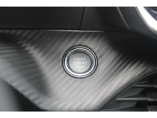 Peugeot e-2008 EV GT 54 kWh | Fase 3 | Nieuw model | Navigatie | Adaptieve cruise control | BTW | 27.000km | All... ActivLease financial lease