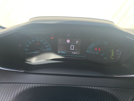 Peugeot e-208 EV Active Pack 50 kWh Airco | Bluetooth | Cruise Control | DAB | LMV 16" | Navi | PDC Achter | ActivLease financial lease