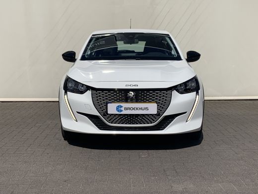 Peugeot e-208 EV Active Pack 50 kWh Airco | Bluetooth | Cruise Control | DAB | LMV 16" | Navi | PDC Achter | ActivLease financial lease