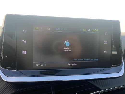 Peugeot e-208 EV Active Pack 50 kWh Airco | Bluetooth | Cruise Control | DAB | LMV 16" | Navi | PDC Achter | ActivLease financial lease