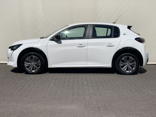 Peugeot e-208 EV Active Pack 50 kWh Airco | Bluetooth | Cruise Control | DAB | LMV 16" | Navi | PDC Achter | ActivLease financial lease
