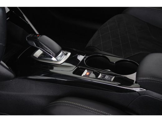 Peugeot e-208 EV GT Pack 50 kWh 136-PK | LUXE UITVOERING | 3-FASE | ALCANTARA | PANORAMA DAK | ADAPTIVE CRUISE ... ActivLease financial lease