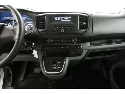 Peugeot e-Expert L2H1 | 75 kWh | Elektrisch | EMISSIEVRIJE ZONE | Airco | Cruise | PDC | 3 Persoons | Stoelverwarming ActivLease financial lease