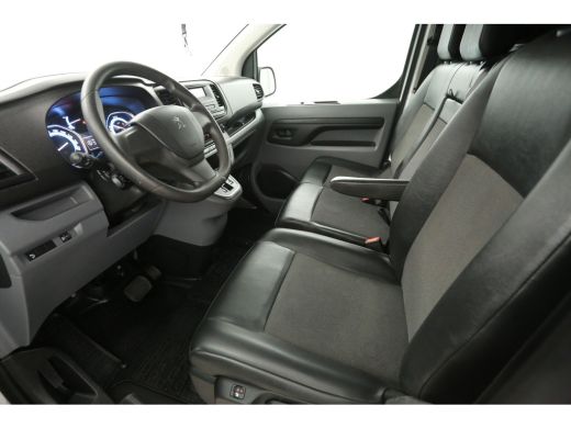 Peugeot e-Expert L2H1 | 75 kWh | Elektrisch | EMISSIEVRIJE ZONE | Airco | Cruise | PDC | 3 Persoons | Stoelverwarming ActivLease financial lease