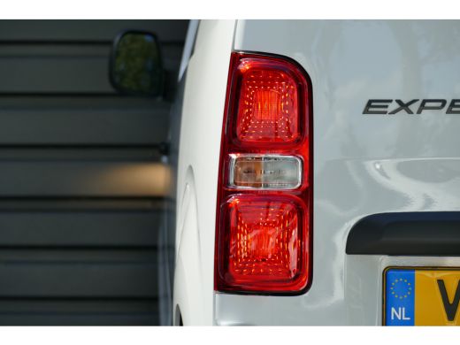 Peugeot Expert 2.0 BLUEHDI 145PK L2H2 NAVI / AIRCO / PDC / CAMERA / CRUISECONTROL / BLUETOOTH / APPLE-ANDROID CA... ActivLease financial lease