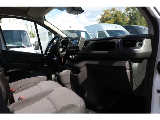 Renault Trafic 2.0 dCi 110pk Airco ActivLease financial lease