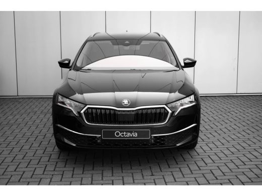 Skoda Octavia Combi Business Edition | Achteruitrijcamera | Chromen grille | Cruise control met speedlimiter ActivLease financial lease
