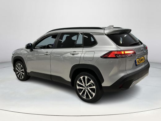 Toyota Corolla Cross Hybrid 200 Executive 4X4 ActivLease financial lease
