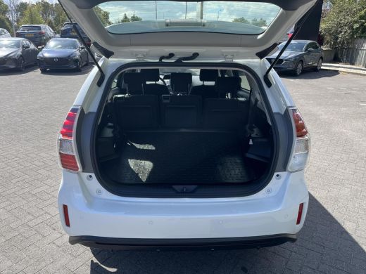 Toyota Prius Prius Wagon 1.8 Active 7-Pers. | Navigatie | Achteruitrijcamera | Climate control | 7-Persoons ActivLease financial lease