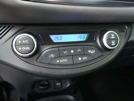 Toyota Yaris 1.5 Hybrid Active | CAMERA | NAVI | CRUISE CONTROL | ActivLease financial lease