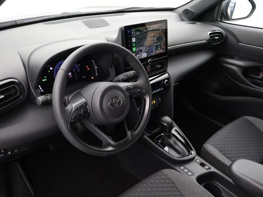 Toyota Yaris Cross 1.5 HYBRID 130 PK *NIEUW* DYNAMIC COMFORT PACK + STOEL/STUURVERW. | CAMERA | 17 INCH | CARPLAY | LED ActivLease financial lease