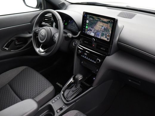Toyota Yaris Cross 1.5 HYBRID 130 PK *NIEUW* DYNAMIC COMFORT PACK + STOEL/STUURVERW. | CAMERA | 17 INCH | CARPLAY | LED ActivLease financial lease