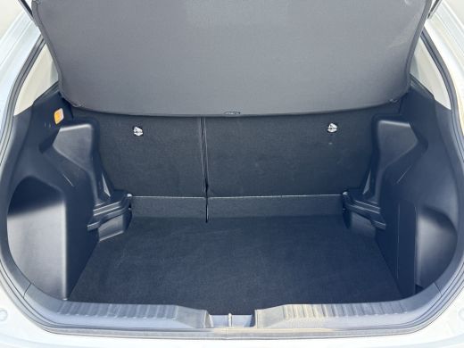 Toyota Yaris Cross 1.5 Turbo Hybrid Comfort 92PK | Cruise control adaptief | Dakspoiler | Geluidsimulator | Apple Ca... ActivLease financial lease