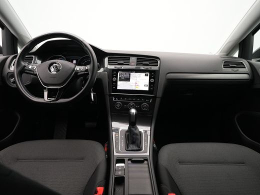 Volkswagen e-Golf E-DITION Acc Pdc Stoelverwarming Navigatie Carplay 127 ActivLease financial lease