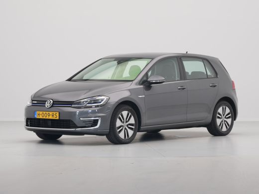 Volkswagen e-Golf E-DITION Acc Pdc Stoelverwarming Navigatie Carplay 127 ActivLease financial lease