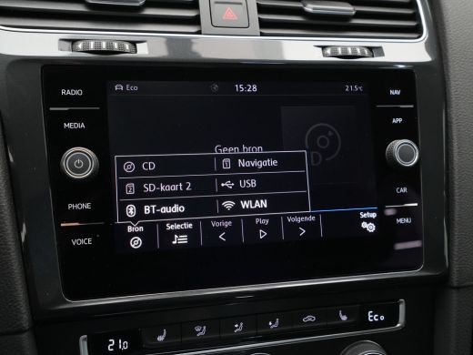 Volkswagen e-Golf E-DITION Acc Pdc Stoelverwarming Navigatie Carplay 127 ActivLease financial lease
