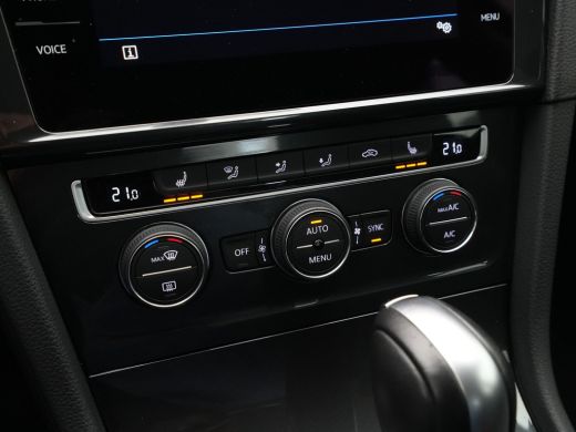 Volkswagen e-Golf E-DITION Acc Pdc Stoelverwarming Navigatie Carplay 127 ActivLease financial lease
