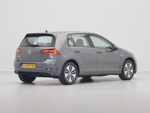 Volkswagen e-Golf E-DITION Acc Pdc Stoelverwarming Navigatie Carplay 127 ActivLease financial lease