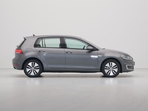 Volkswagen e-Golf E-DITION Acc Pdc Stoelverwarming Navigatie Carplay 127 ActivLease financial lease