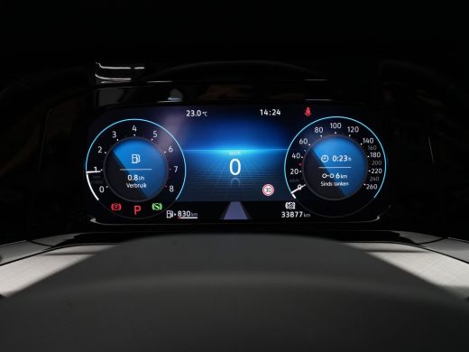 Volkswagen Golf 1.0 eTSI 110pk DSG Life Business Navigatie Carplay Stoel/Stuurverwarming Massage Pdc Acc 271 ActivLease financial lease